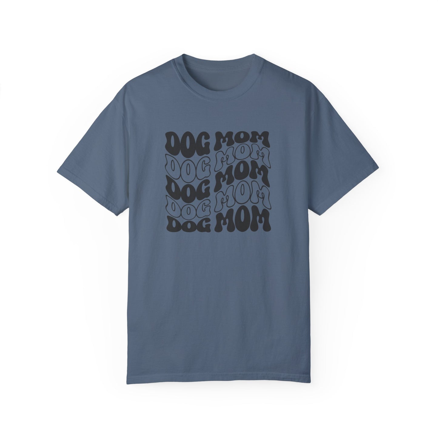 Bold Dog Mom Row T-shirt